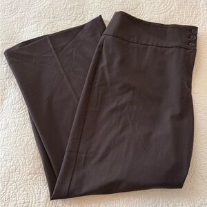 Style & Co. Chocolate Women's Trousers. 3 button accent. Zipper front.
